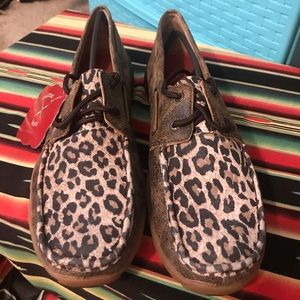 Women’s Leopard Twisted X Driving Mocs Size 11